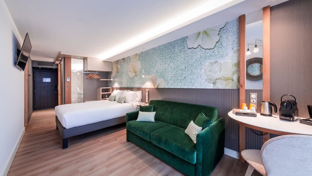 voco Strasbourg Centre The Garden by IHG — photo 6